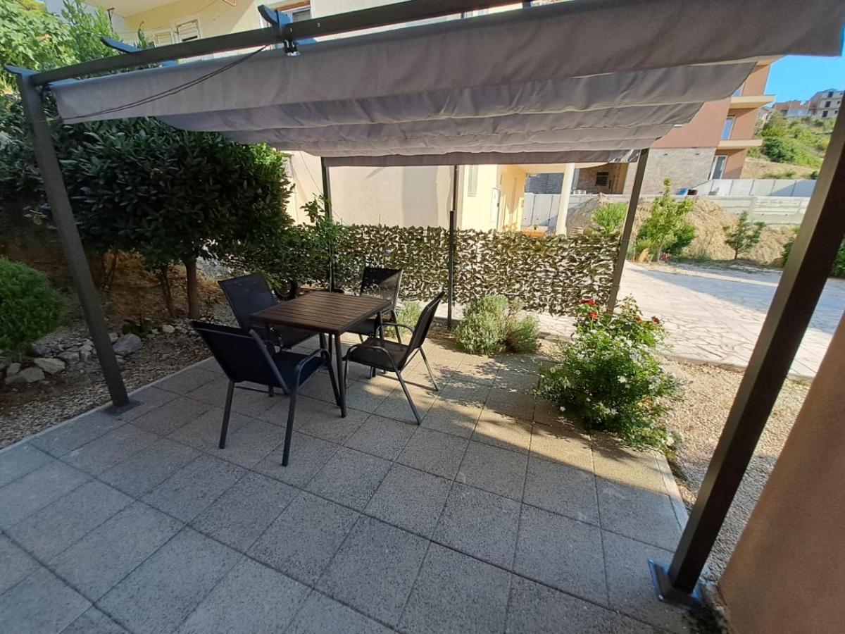 Apartman Darija Podstrana Exterior foto